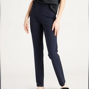 Quince Navy Ultra stretch pointe straight leg pant S
